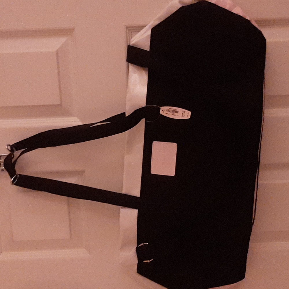 Black,White and Pink Victoria's Secret NWT Duffle Bag